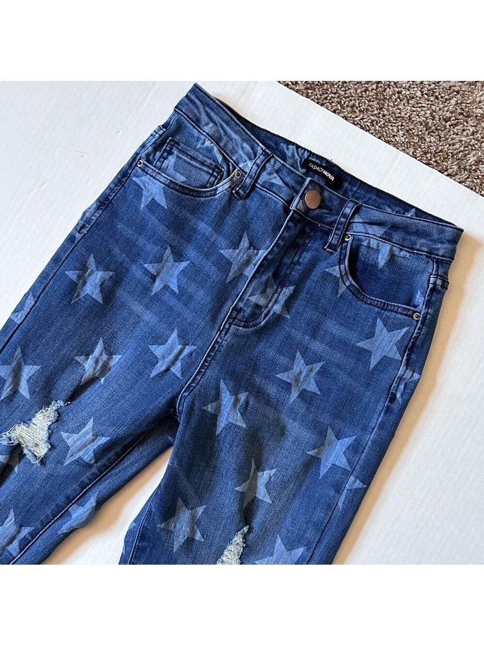 Fashion Nova Star Distressed High Rise Bootcut Jeans Size 3 - Picture 2 of 11